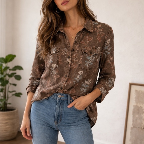 Tops - Back In The Saddle Floral Brown Button-Up Women's Top